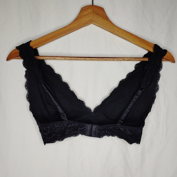 🌿Urban outfitter🌿 Black lace bralette adjustable - Picture 3 of 4